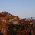 Lyngstuva - Aurora In Lyngen Holiday home Russelv