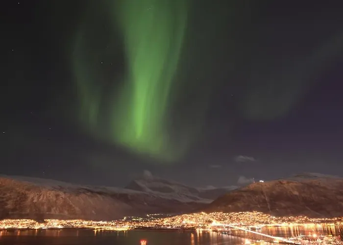 Vakantiehuis Lyngstuva - Aurora In Lyngen