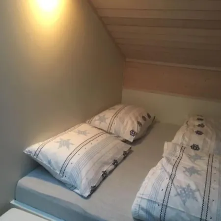 Lyngstuva - Aurora In Lyngen *