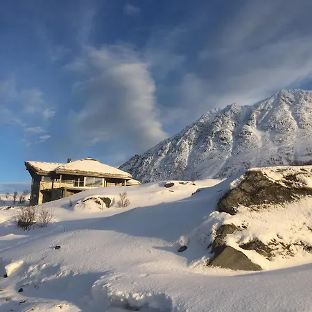 Lyngstuva - Aurora In Lyngen * Russelv