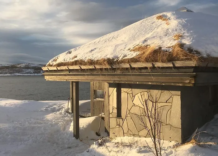 Lyngstuva - Aurora In Lyngen Russelv